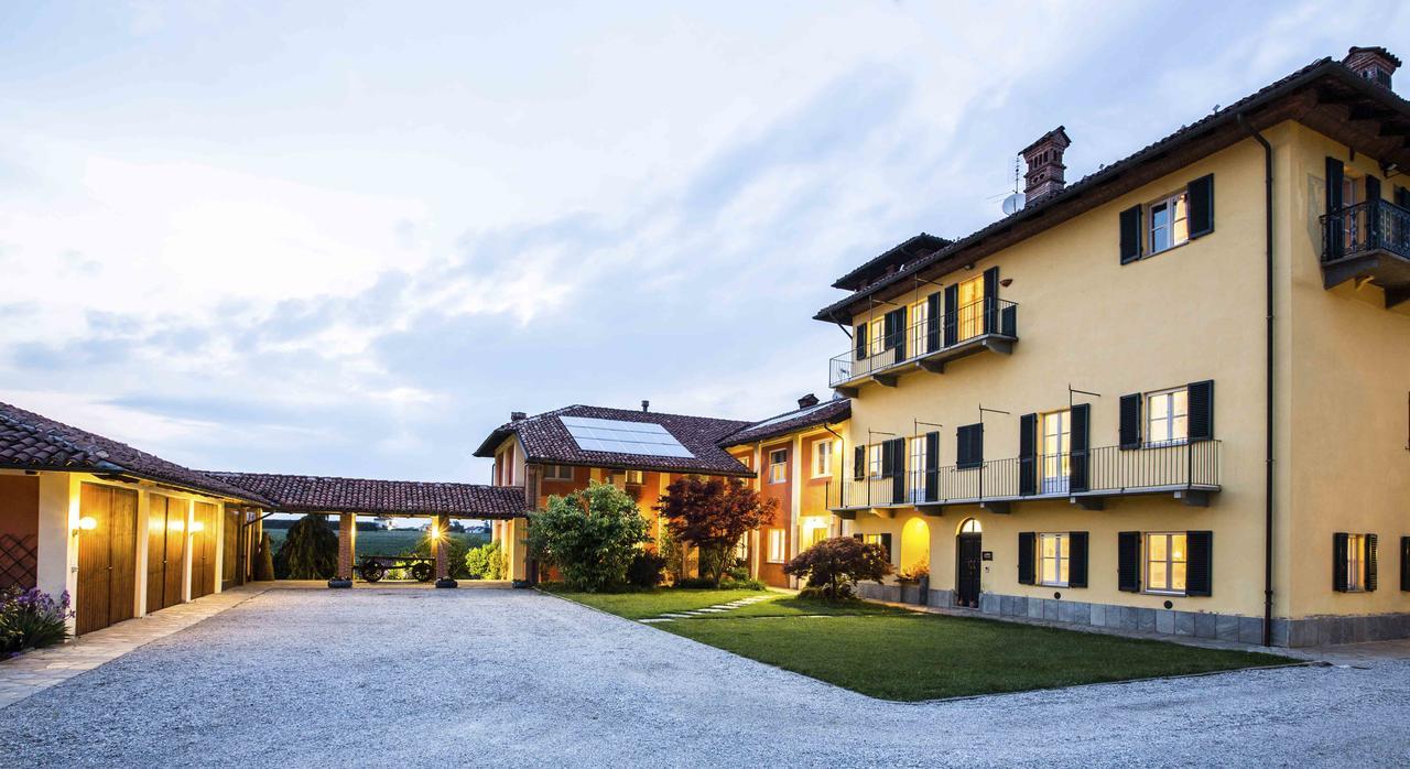 Cascina Belmonte Bed & Breakfast Fossano Exterior photo